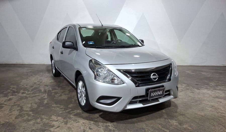 Nissan V-drive 1.6 A/C AUDIO Sedan 2023