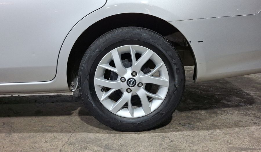 Nissan V-drive 1.6 A/C AUDIO Sedan 2023