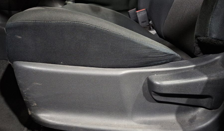 Nissan V-drive 1.6 A/C AUDIO Sedan 2023