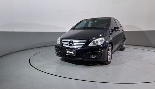 Mercedes Benz • Clase B