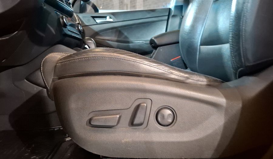 Hyundai Tucson 2.4 LIMITED TECH AUTO Suv 2019