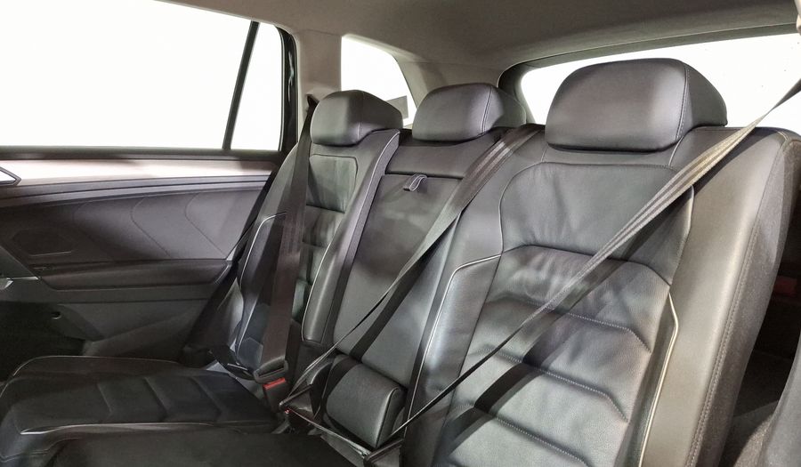 Volkswagen Tiguan 1.4 COMFORTLINE PIEL DCT Suv 2019