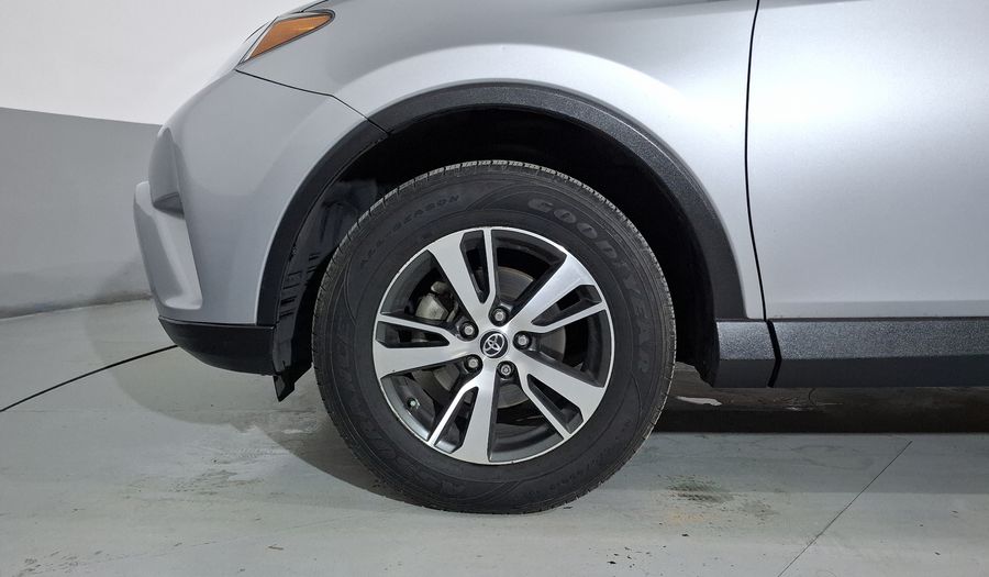 Toyota Rav4 2.5 XLE AWD AT Suv 2017