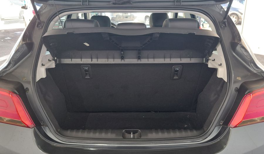 Chevrolet Onix 1.4 LT Hatchback 2019