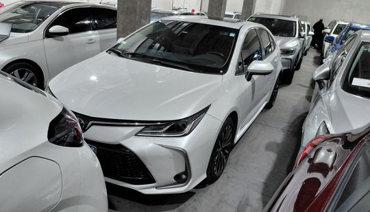 Toyota • Corolla