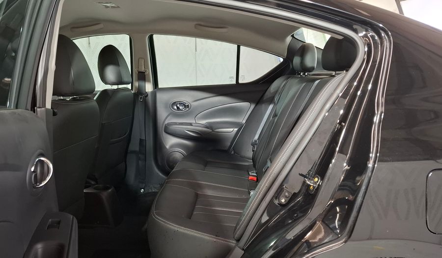 Nissan Versa 1.6 EXCLUSIVE CVT Sedan 2020