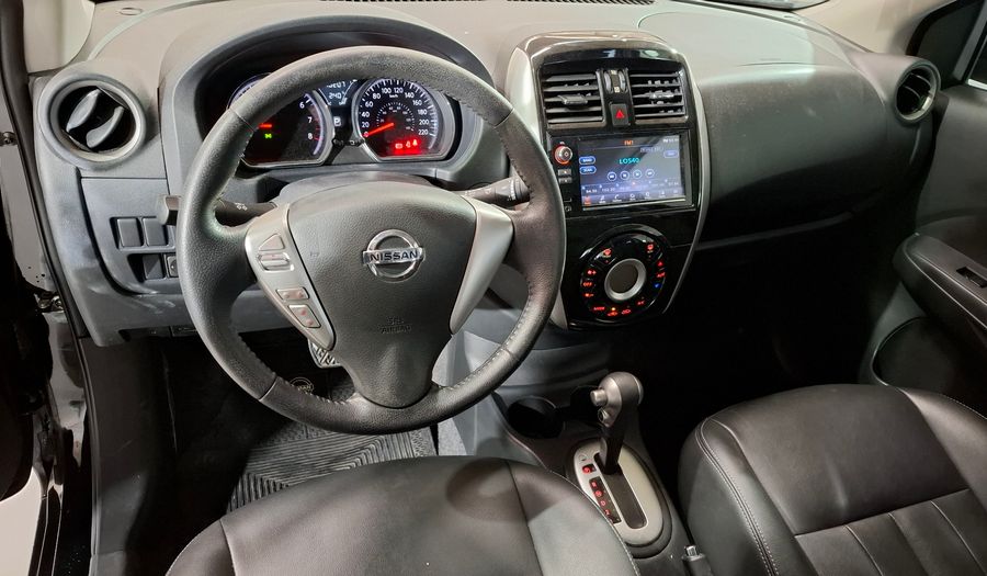 Nissan Versa 1.6 EXCLUSIVE CVT Sedan 2020
