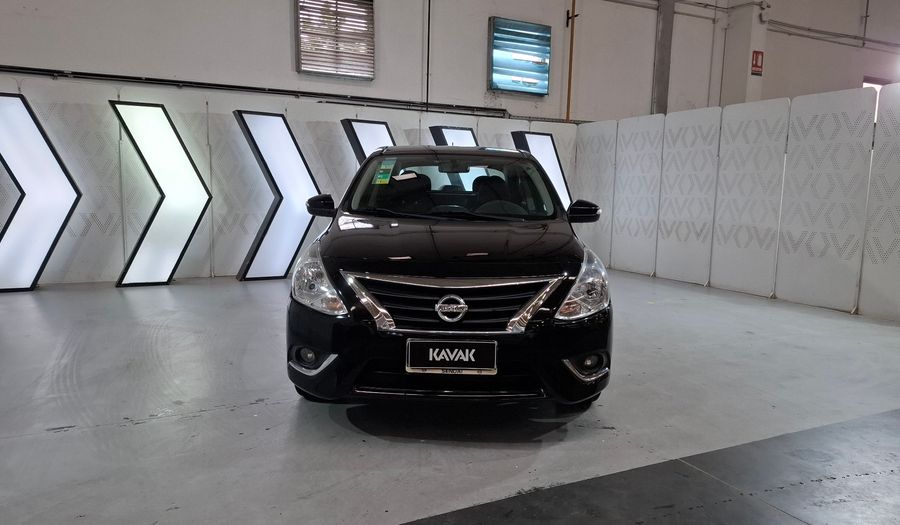 Nissan Versa 1.6 EXCLUSIVE CVT Sedan 2020