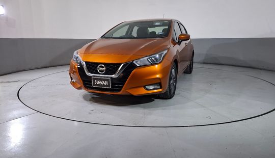 2021 • 57,784 km • Automático