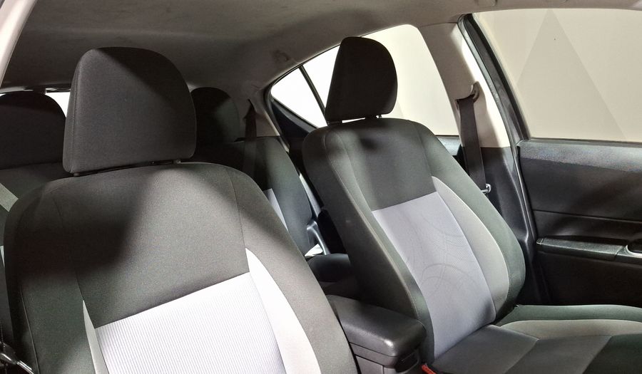 Toyota Prius C 1.5 HYBRID AUTO Hatchback 2018