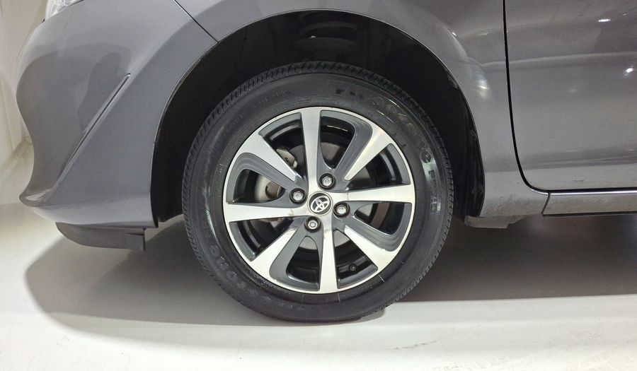 Toyota Prius C 1.5 HYBRID AUTO Hatchback 2018