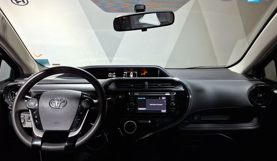Toyota Prius C 1.5 HYBRID AUTO Hatchback 2018