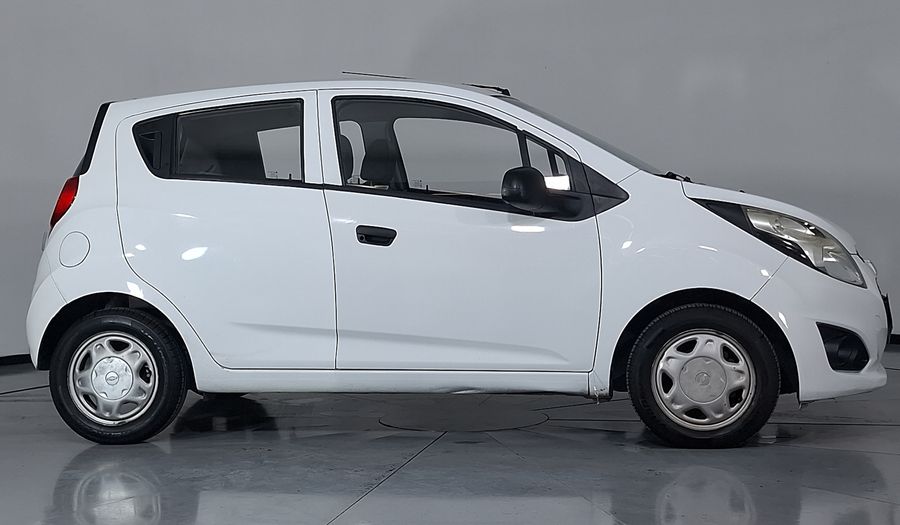 Chevrolet Spark Classic 1.2 LS A MT Hatchback 2017