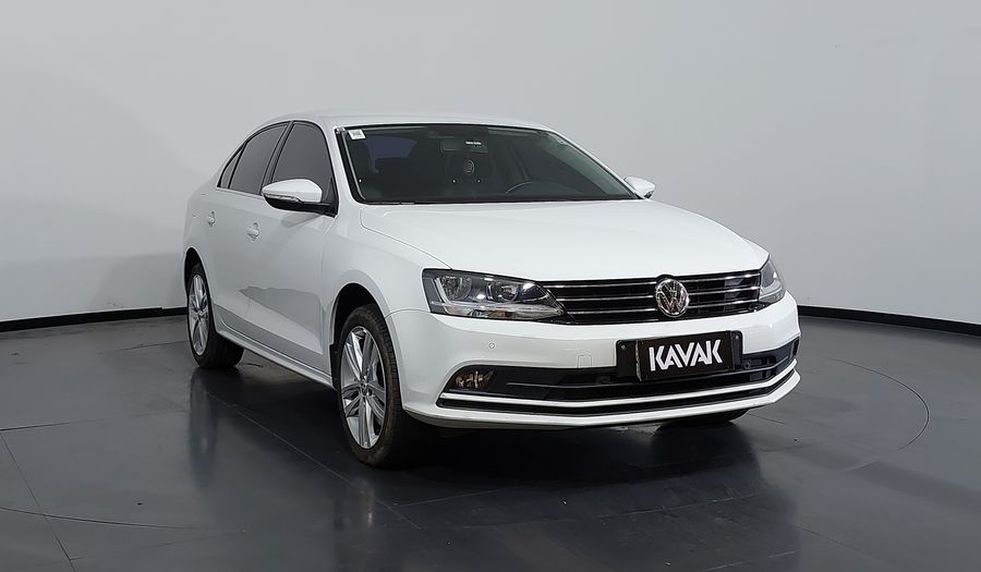 Volkswagen Jetta 2.0 TSI HIGHLINE DSG Sedan 2017