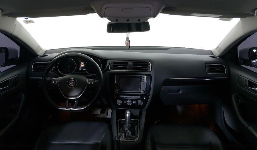 Volkswagen Jetta 2.0 TSI HIGHLINE DSG Sedan 2017