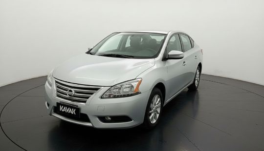 Nissan • Sentra