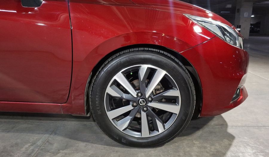 Nissan Versa 1.6 PLATINUM CVT Sedan 2021