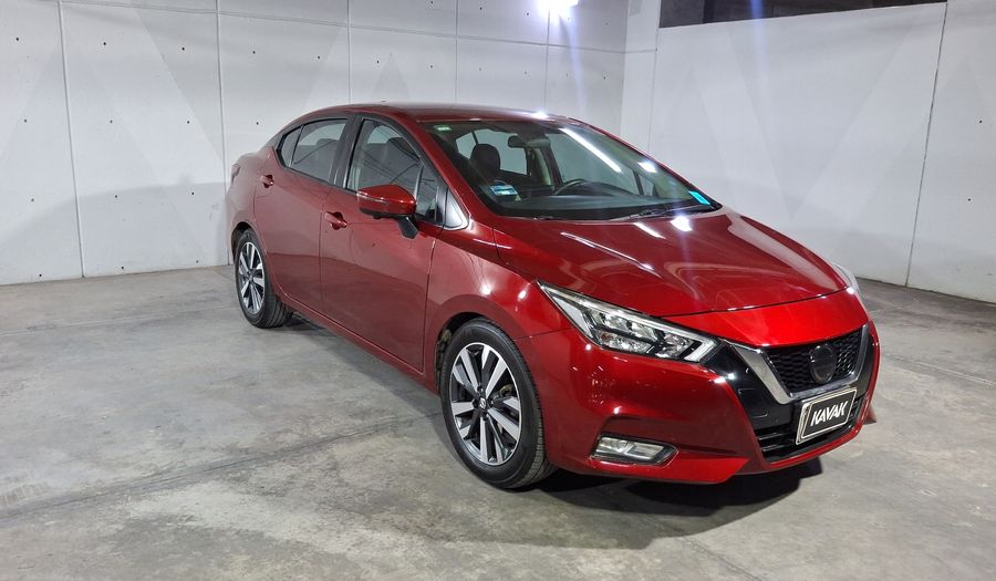 Nissan Versa 1.6 PLATINUM CVT Sedan 2021