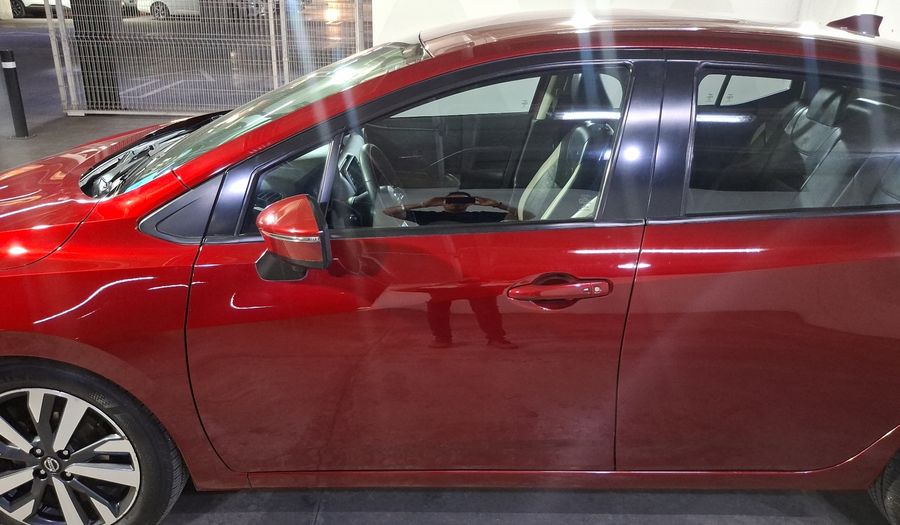 Nissan Versa 1.6 PLATINUM CVT Sedan 2021