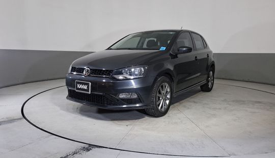 Volkswagen • Polo