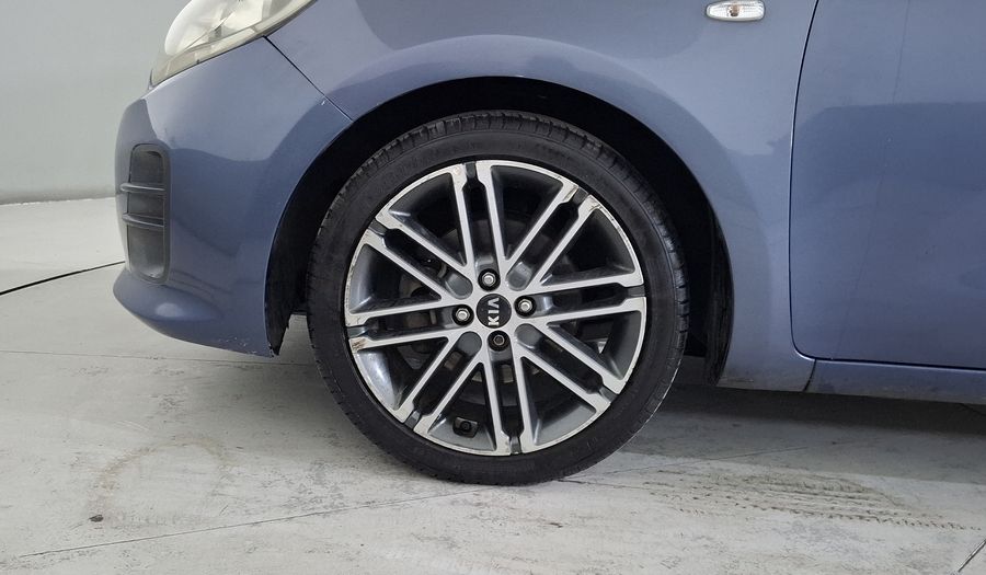 Kia Rio 1.6 LX MT Hatchback 2017