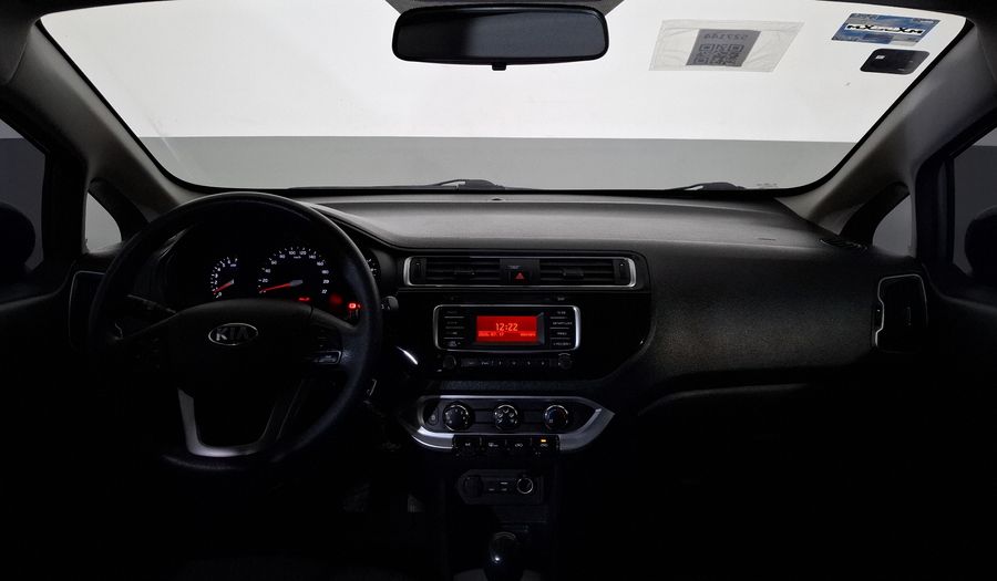 Kia Rio 1.6 LX MT Hatchback 2017