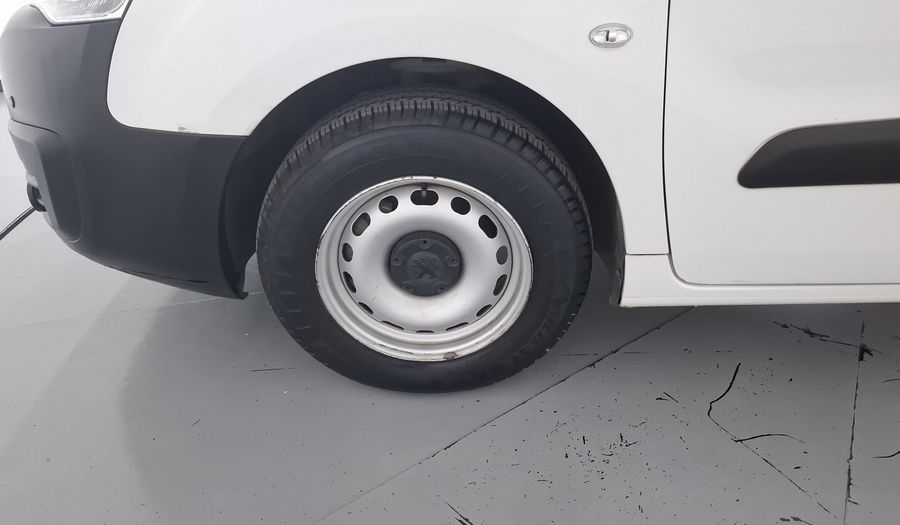 Peugeot Partner 1.6 HDI MAXI DIESEL 5P MT Van 2019
