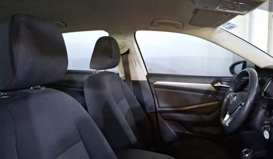 Volkswagen Jetta 1.4 TRENDLINE Sedan 2021
