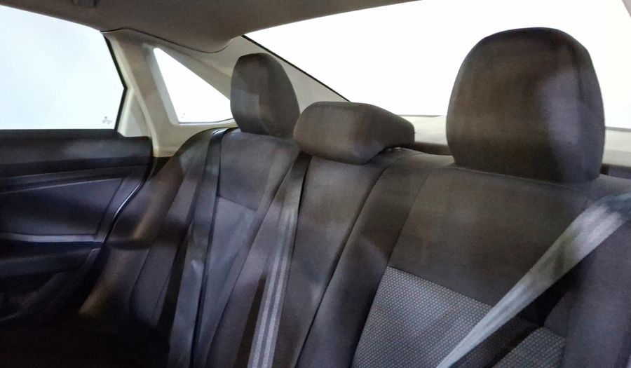 Volkswagen Jetta 1.4 TRENDLINE Sedan 2021