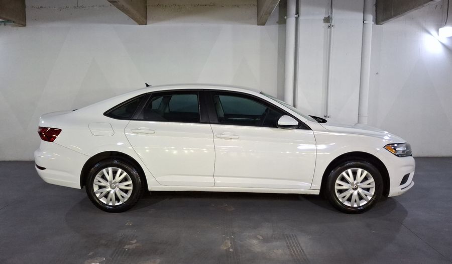 Volkswagen Jetta 1.4 TRENDLINE Sedan 2021