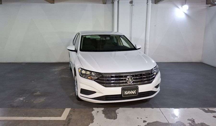 Volkswagen Jetta 1.4 TRENDLINE Sedan 2021