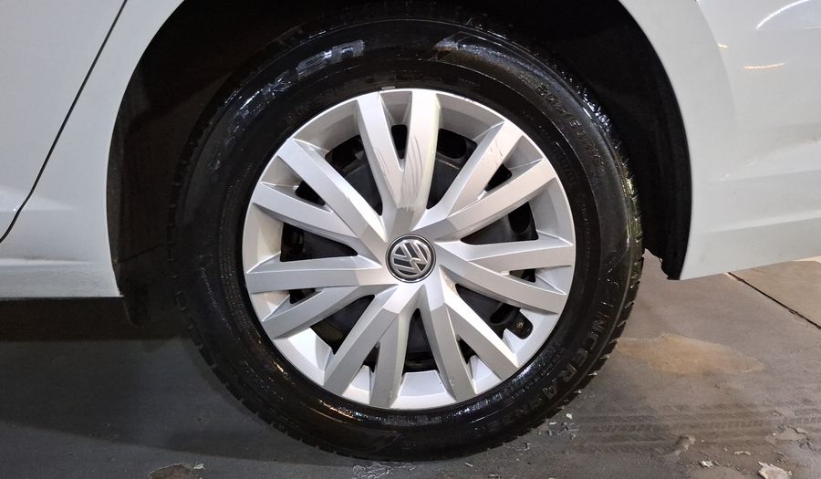 Volkswagen Jetta 1.4 TRENDLINE Sedan 2021