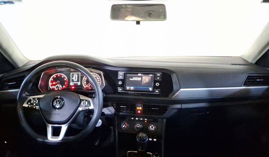 Volkswagen Jetta 1.4 TRENDLINE Sedan 2021