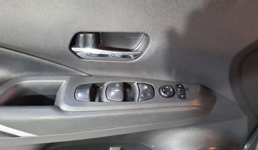 Nissan Kicks 1.6 PLATINUM LTS XTRONIC Suv 2023