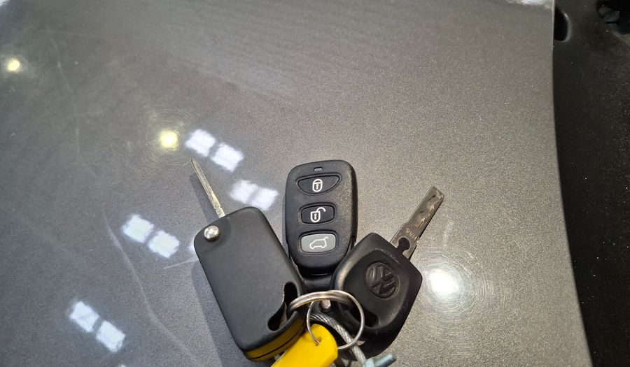 Volkswagen Gol 1.6 POWER Hatchback 2013