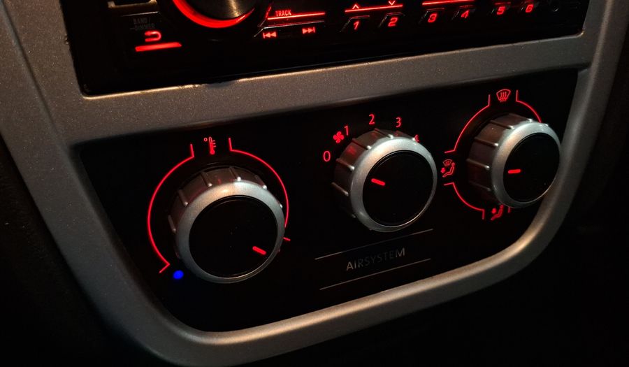 Volkswagen Gol 1.6 POWER Hatchback 2013