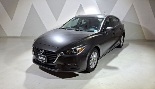 Mazda • Mazda 3