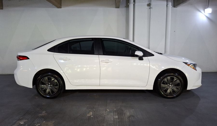 Toyota Corolla 2.0 BASE CVT Sedan 2024
