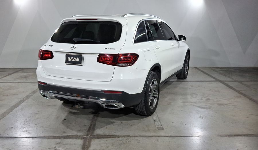 Mercedes Benz Clase Glc 2.0 GLC 300 COMFORT AUTO 4MATIC Suv 2022