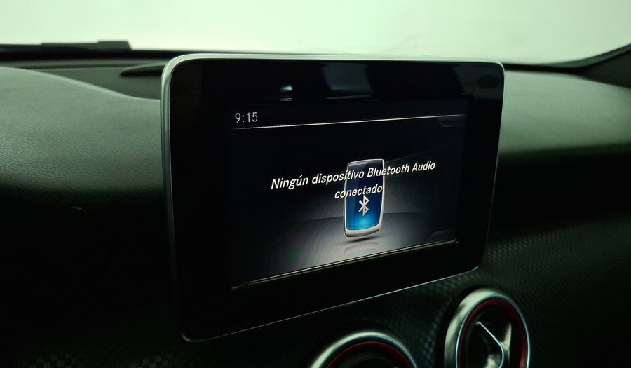 Mercedes Benz Clase A 1.3 200 AMG LINE Hatchback 2018