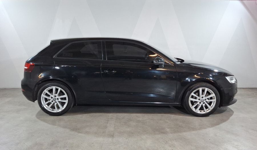 Audi A3 1.4 DYNAMIC S TRONIC Hatchback 2017