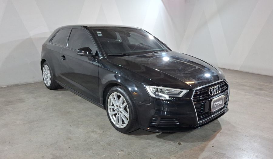 Audi A3 1.4 DYNAMIC S TRONIC Hatchback 2017
