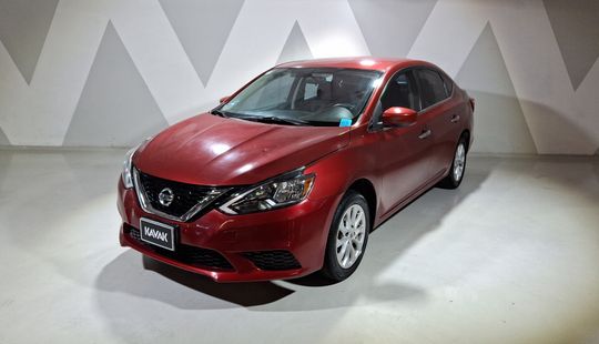 Nissan • Sentra