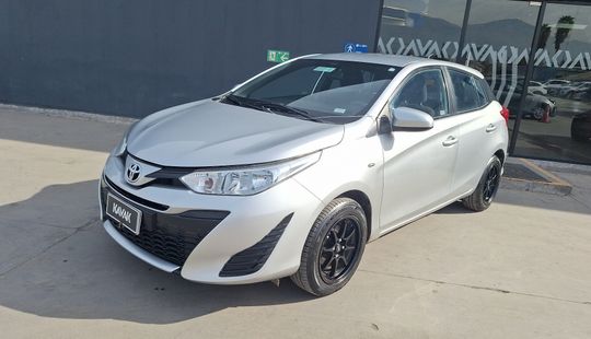 Toyota • Yaris
