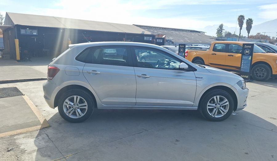 Volkswagen Polo 1.6 AUTO 110 CV COMFORTLINE Hatchback 2019