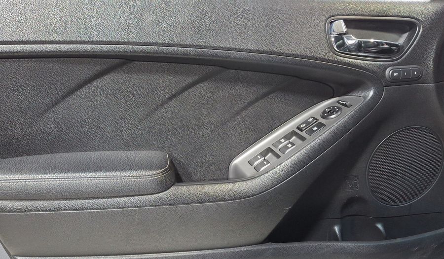 Kia Forte 2.0 SX AT Hatchback 2017