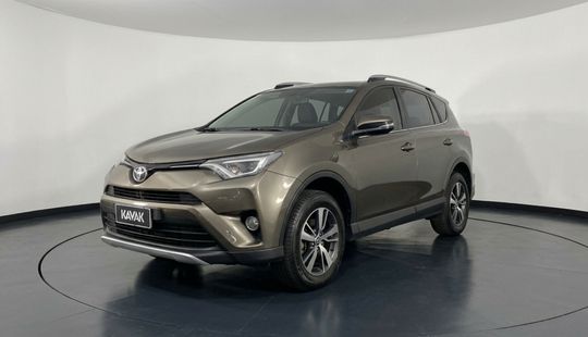 Toyota • RAV4