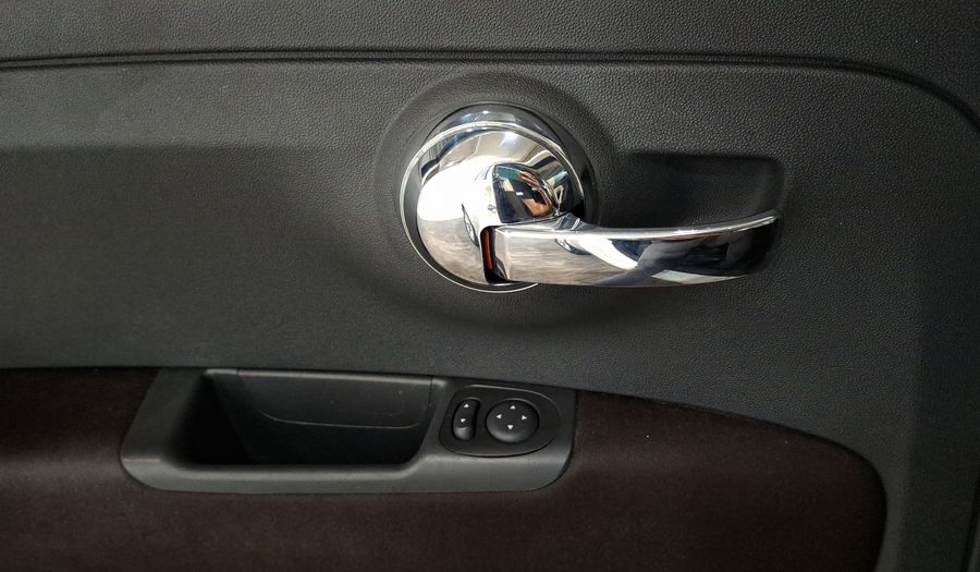 Fiat 500 1.4 TRENDY MT Hatchback 2015