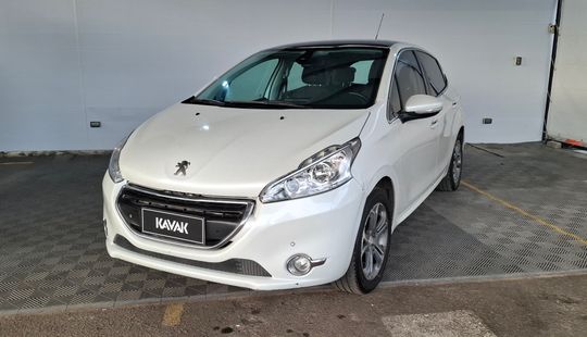 Peugeot • 208