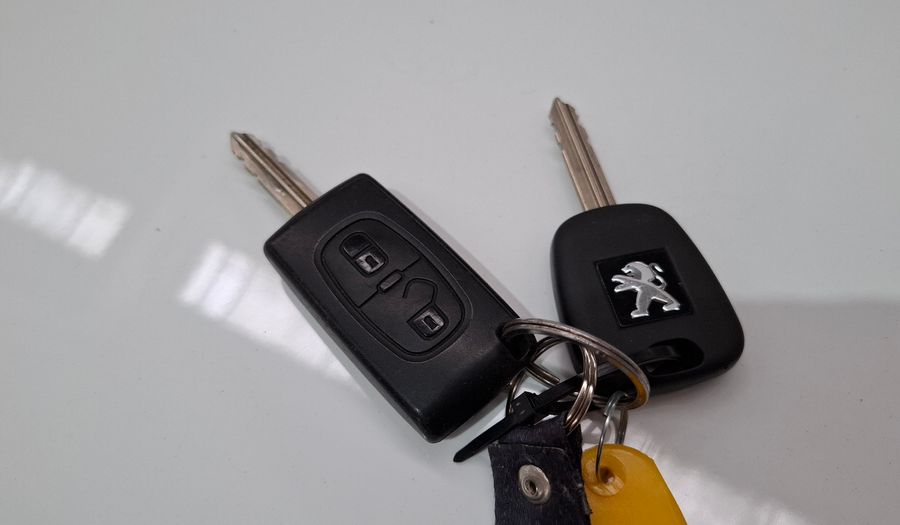 Peugeot Partner 1.6 FURGON CONFORT Van 2024